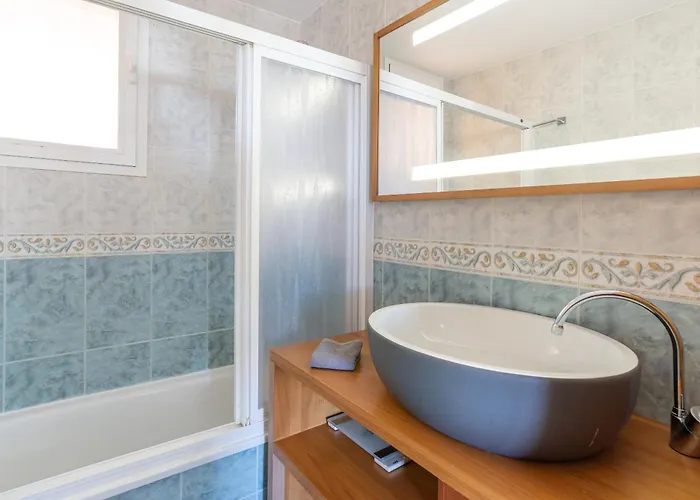 Modern Penthouse アパート *